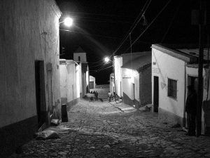 calles iruya noche